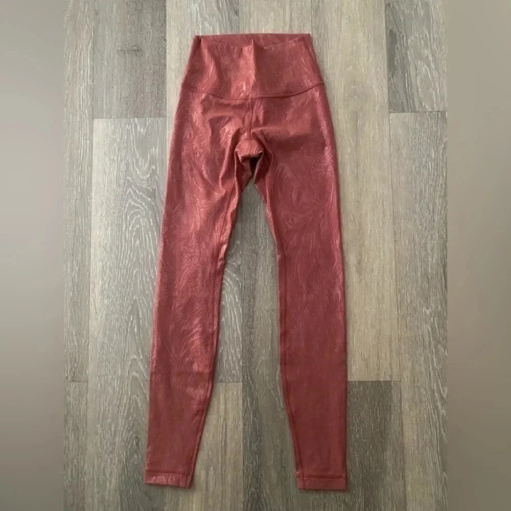 Lululemon‎ Wunder Under High Rise Leggings 28” Shine